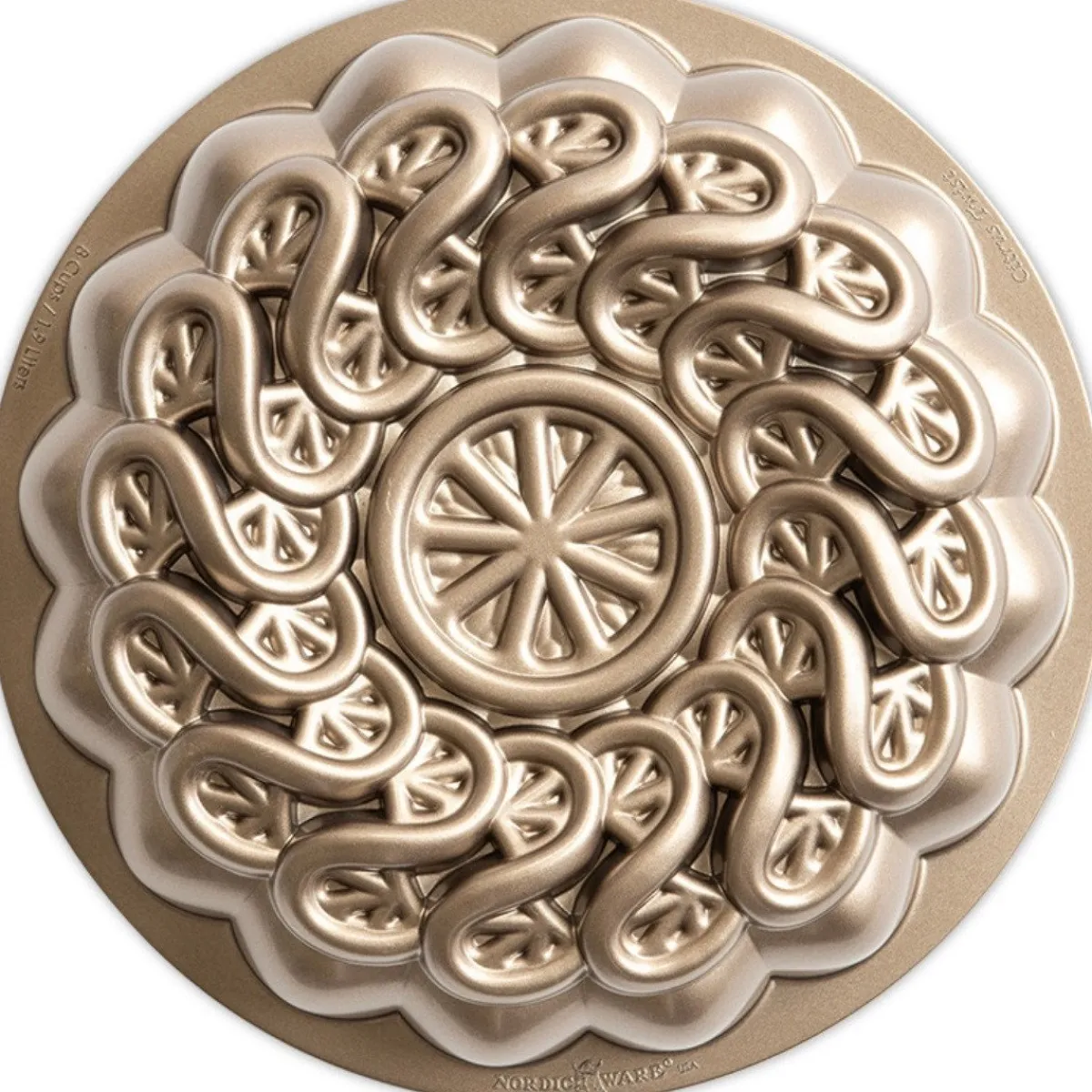 Online Nordic Ware Citrus Twist Bakvorm