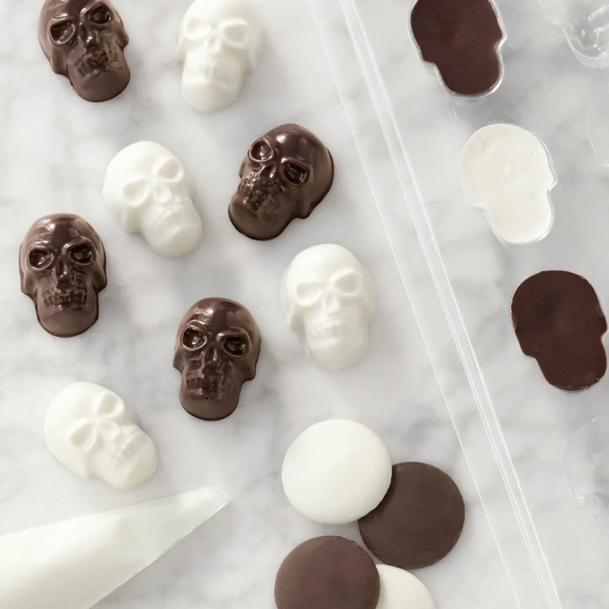 Sale Wilton Plastic Bonbonvorm Doodshoofdjes (24x)
